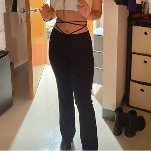 IAMGIA HALO PANTS SIZE SMALL